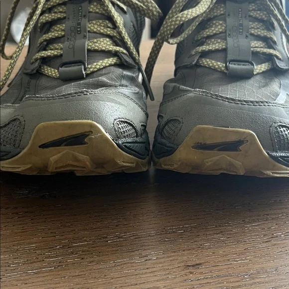 Altra Lone Peak 4.5 Grey Trail Running Shoes Men’s Size 9 - Picture 5 of 10